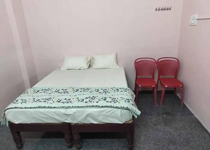 Swarna Lodge