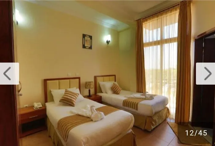 Relax Hotel