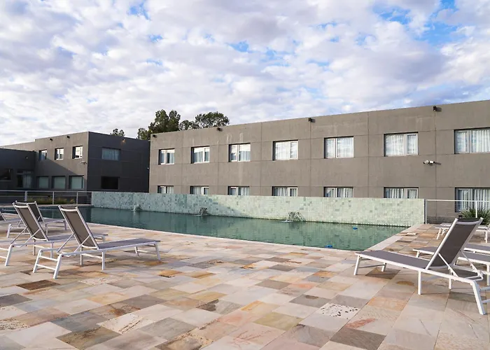 Howard Johnson Hotel, Spa & Convention Center Bahia Blanca