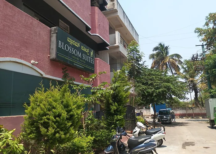 Blossom Suites Luxury Hotel