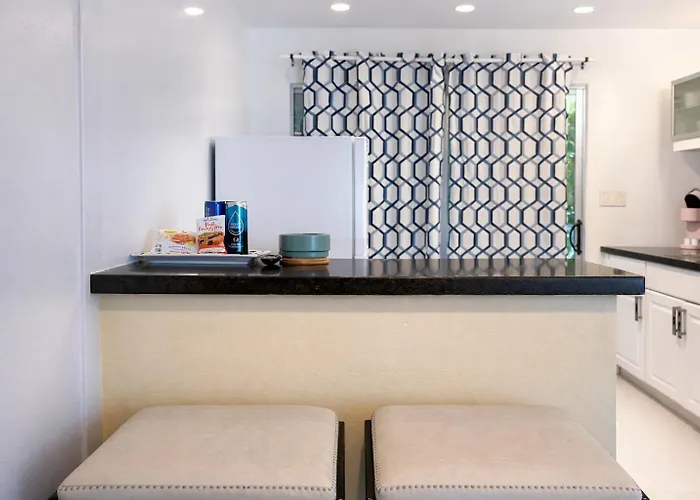 Mod Palm Desert