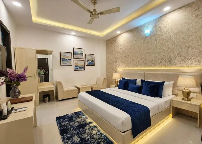 Hotel Rosewood Suites Near Delhi Igi Airport