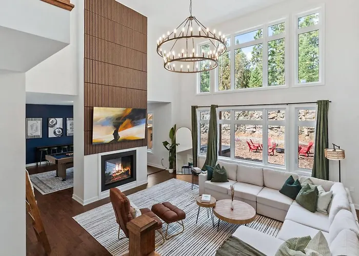 Chic Forest Getaway|Hottub|Sauna|Pooltable|Games - Holiday Home