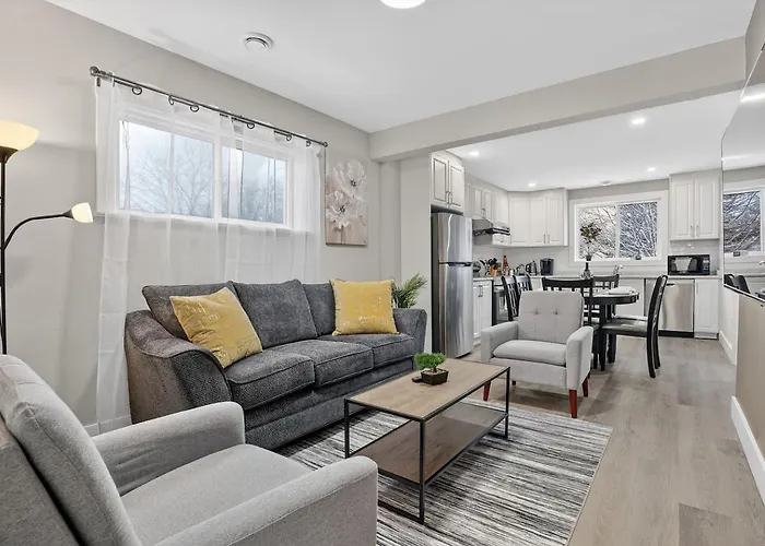 3 Bd Suite Walk To Downtown Bonus Room For Work Or Kids