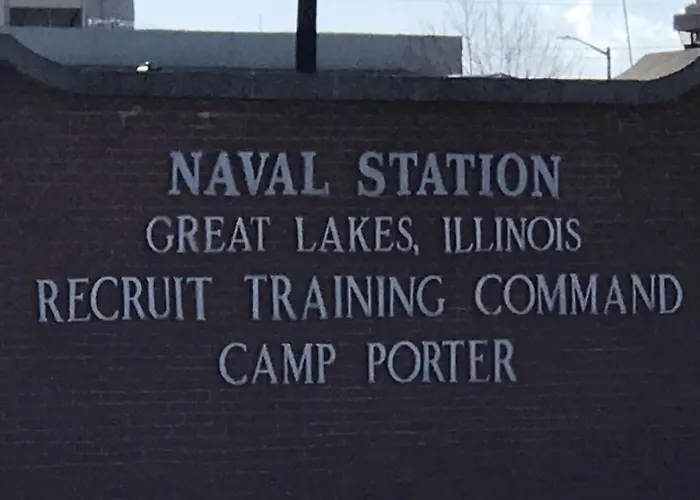 Sailors Escape With 3 Bedrooms Near Naval Base