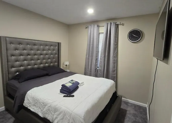 Private Queen Room Guesthouse Near Stone Mountain