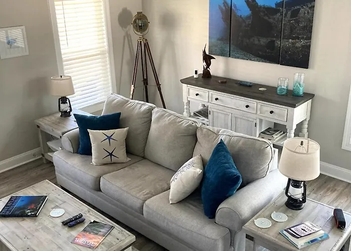 Crystal Coast Cottage - Beaufort