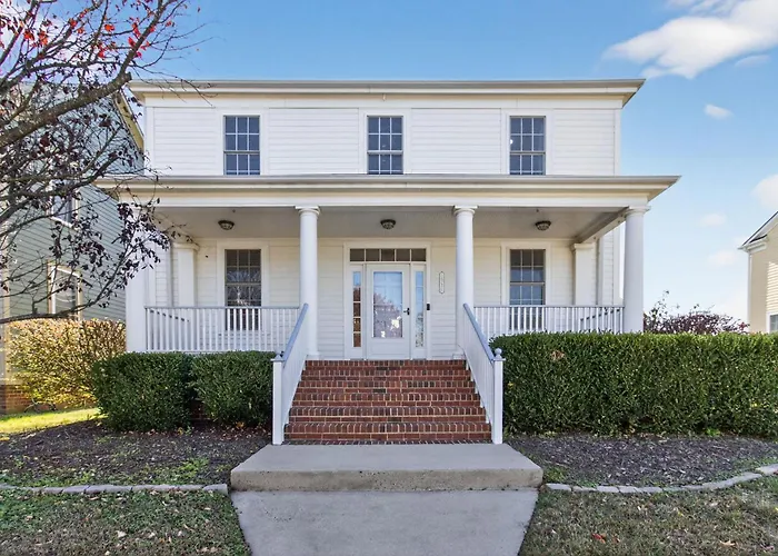 3Br 2'5 Ba King Suite Fenced Yard Parking