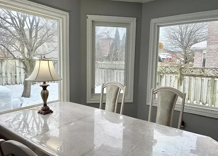 Grove Haven Retreat Budget Rooms For Workers Retirees, And Couples In Central Barrie