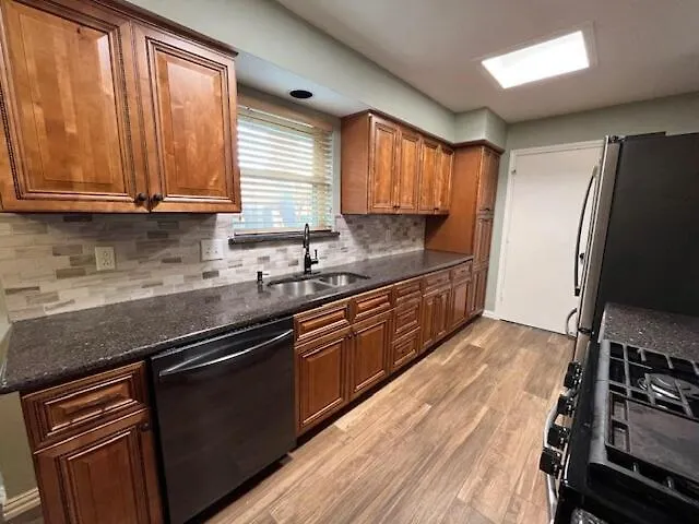 Perfect! Spacious 4-Bedroom Whole House Retreat