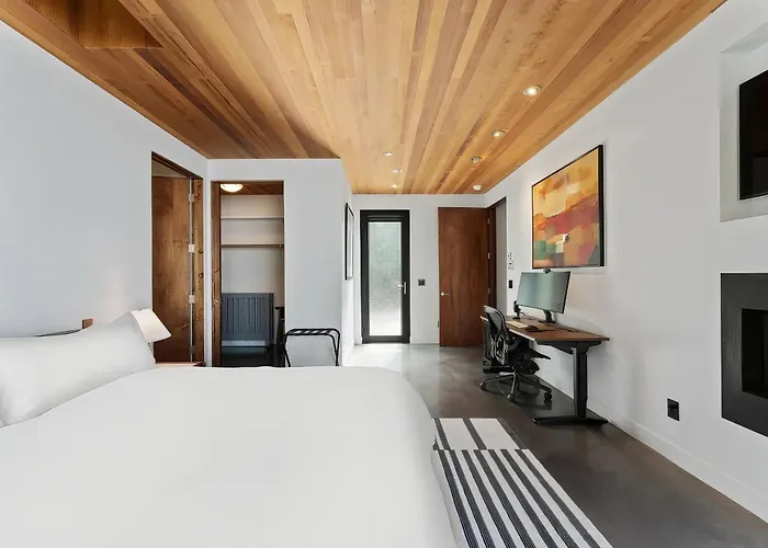 Big Sur Coast - Ocean View, Guest House & Gym