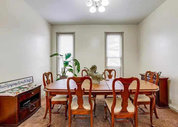 Great Location! Walking Distance To So Much!