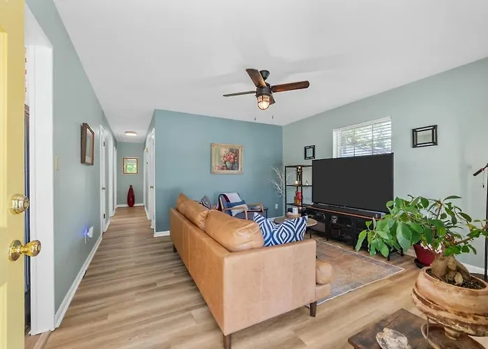 Spacious 3Br Home Near Downtown Hopkinsville