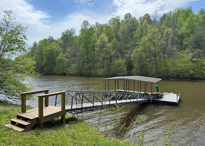 A-Frame On Tims Ford Lake Private Boat Dock With Slip