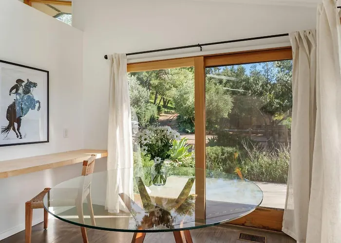 The Malibu Ranch Retreat By Avantstay