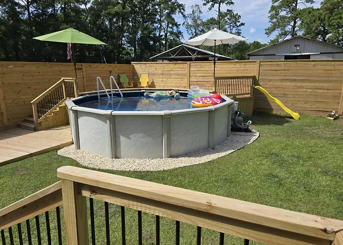 Paradise With A Hottub & Pool, 3 Miles To Beach