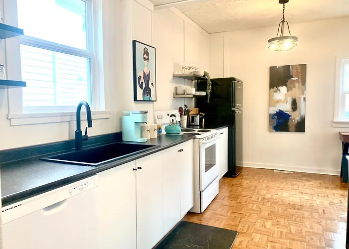 Vip Yxe University Character Home