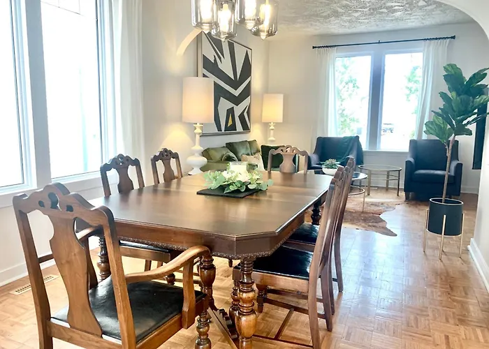 Vip Yxe University Character Home