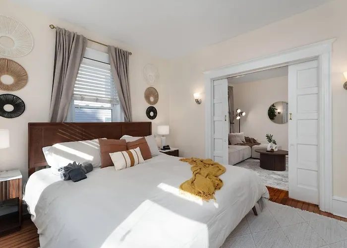 Downtown Princeton Haven • 1Br • Fast Wifi