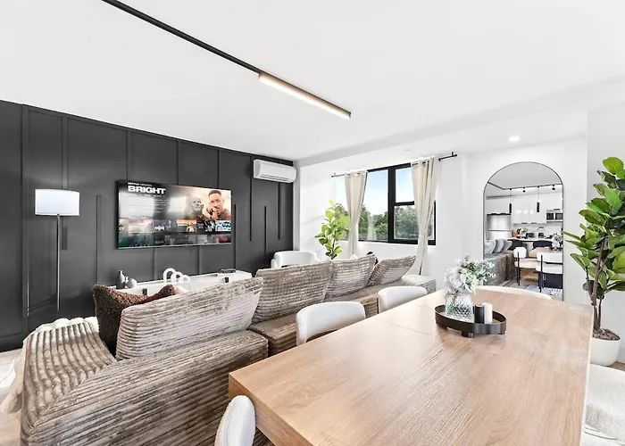 Luxury Oasis Near Nyc Met Life Sleeps 12