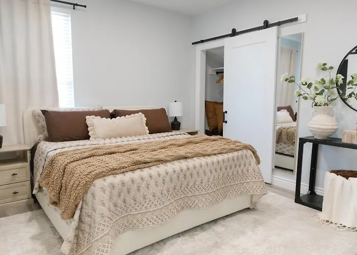 Modern Condo Near Wright-Patt Shops & Dining