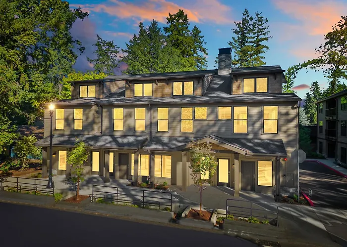 Lake Oswego Inn