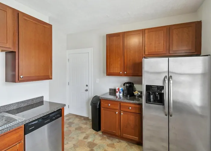 Cozy Family Spot Near Great Lake Lakes Naval Base