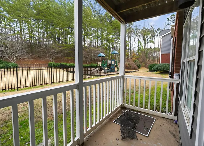 Where Comfort Meets Convenience In Stockbridge