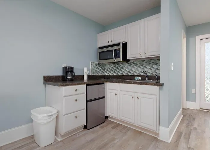 -Surf City- Lazy Wave Lodge Motel-Pet Friendly
