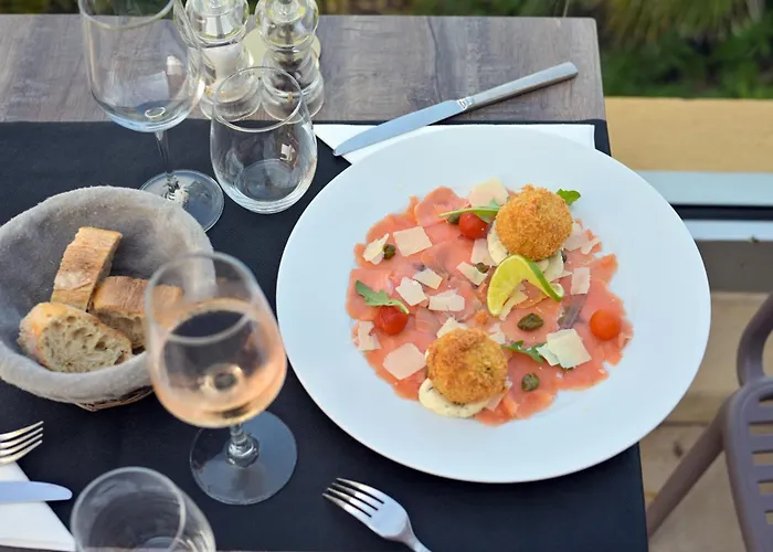 "Cap Riviera" Hotel & Restaurant Saint Aygulf