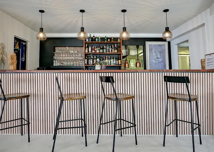 "Cap Riviera" Hotel & Restaurant Saint Aygulf