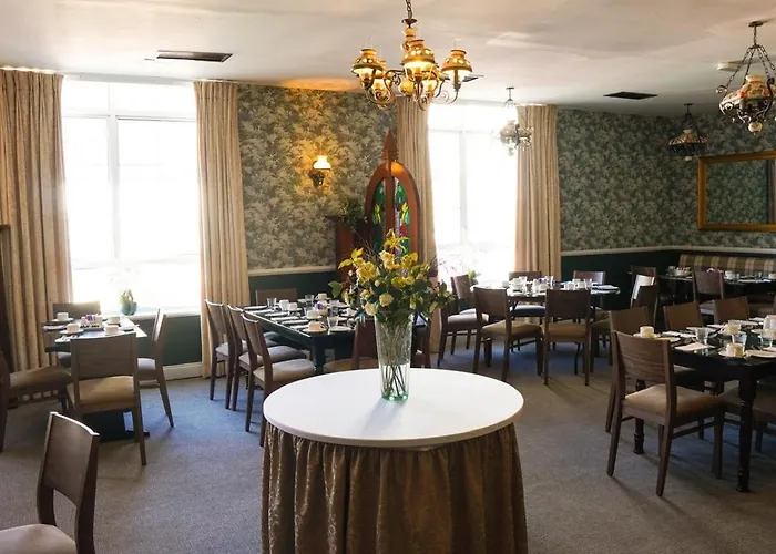Eviston House Hotel