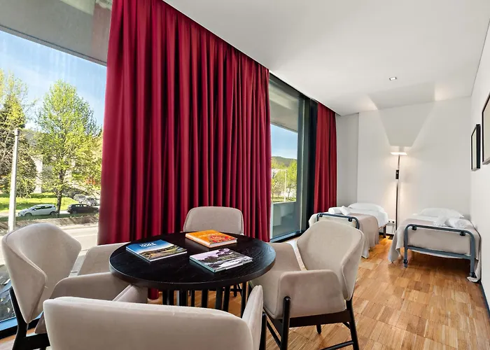 Axis Viana Business & Spa Hotel