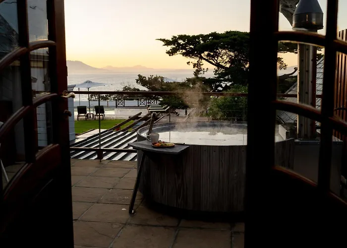 Harbour House Hotel