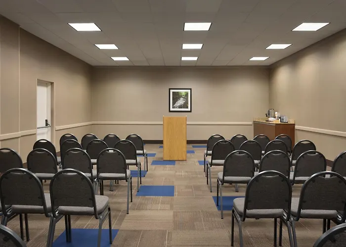Comfort Inn & Suites Presidential