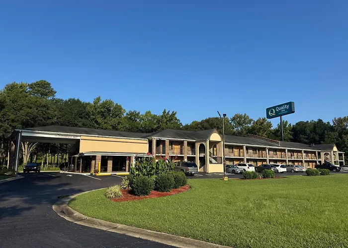 Quality Inn Kenly I-95