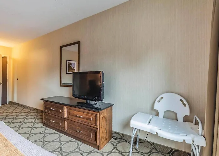 Comfort Inn Drummondville - Highway 20