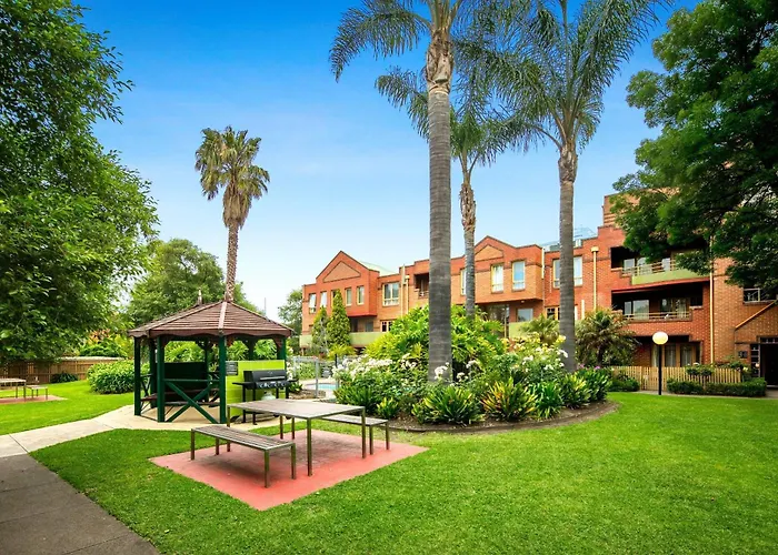 Comfort Apartments Royal Gardens