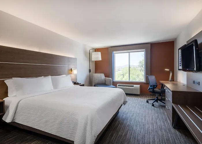 Holiday Inn Express & Suites Tucson By Ihg