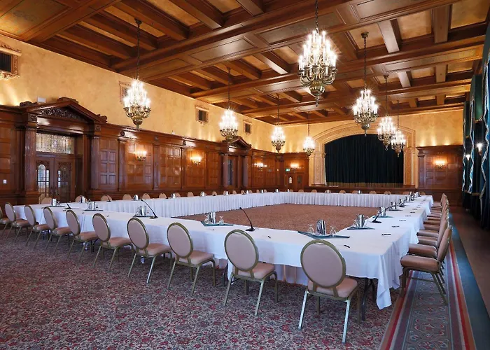 The Fort Garry Hotel, Spa And Conference Centre, An Ascend Collection Hotel