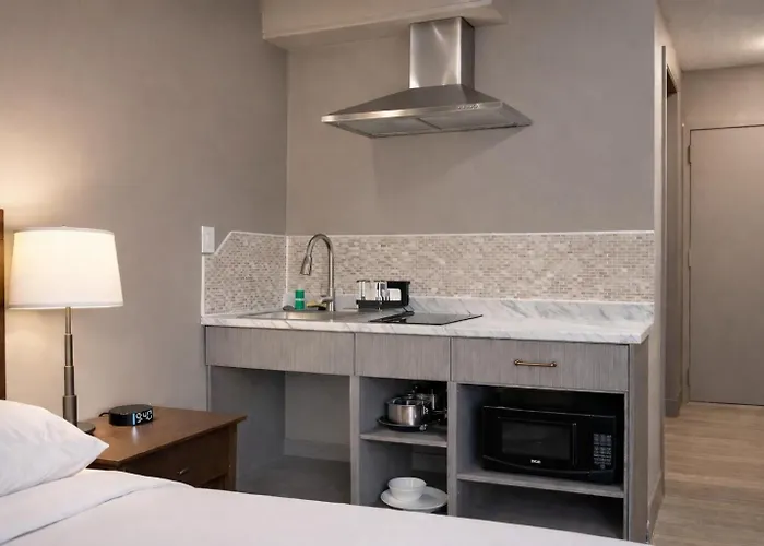 Ramada By Wyndham Kamloops