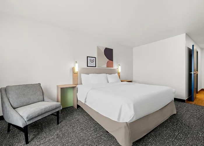 Spark By Hilton Pelham Birmingham I 65