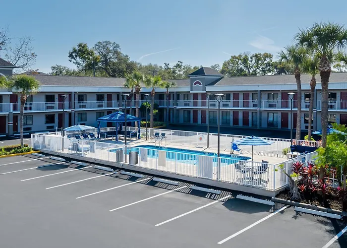 Hotel South Tampa & Suites