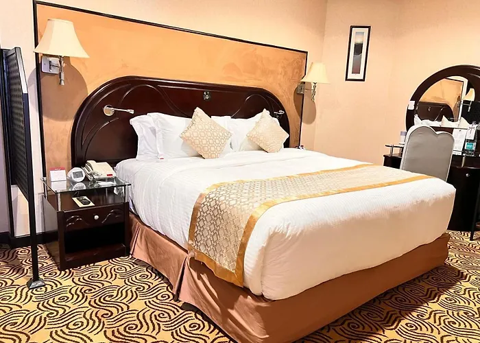 Awaliv Hotel