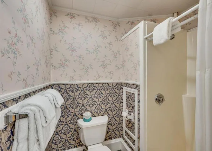 Thayers Inn