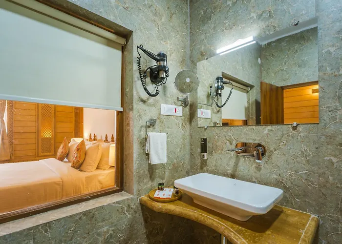 Hotel Golden Haveli