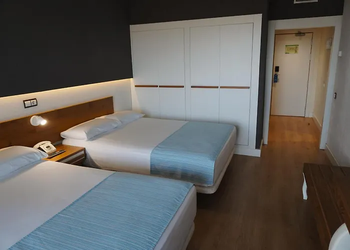 Hotel Brisamar Suites