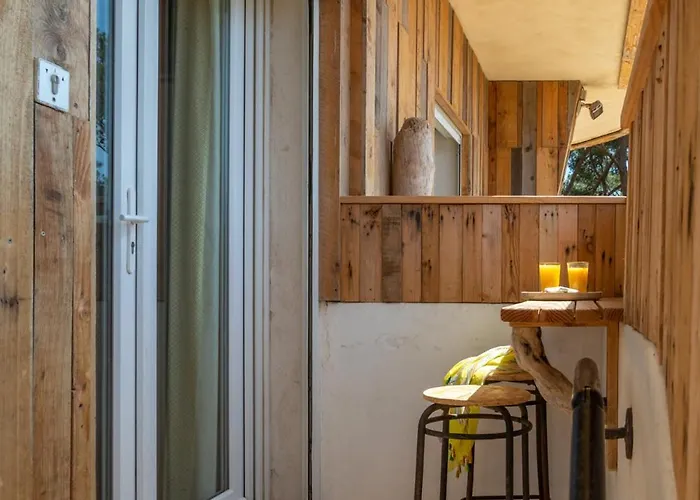 Hotel Almanarre Plage - Hotel Eco-Responsable Face A La Mer