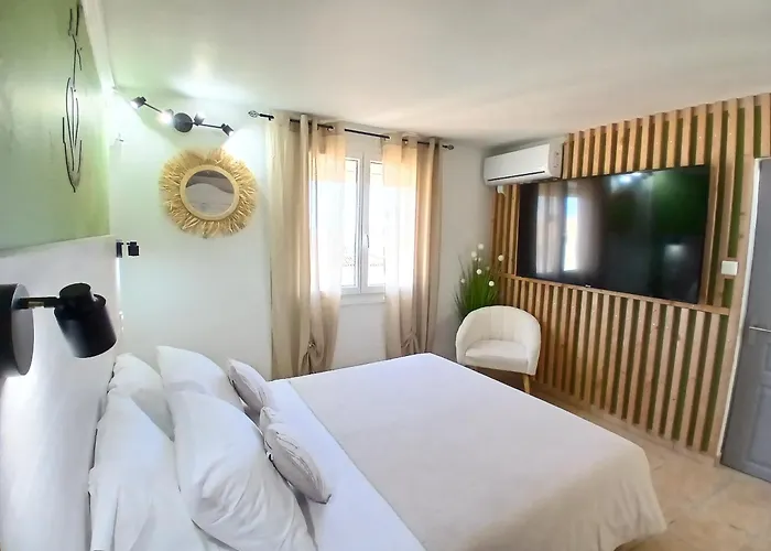 Hotel Quai D'Azur