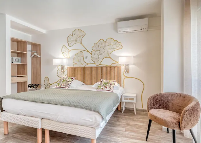 Anglade Hotel